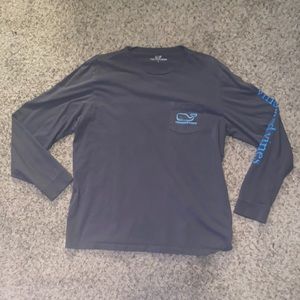 Authentic Grey Vineyard Vines t-shirt